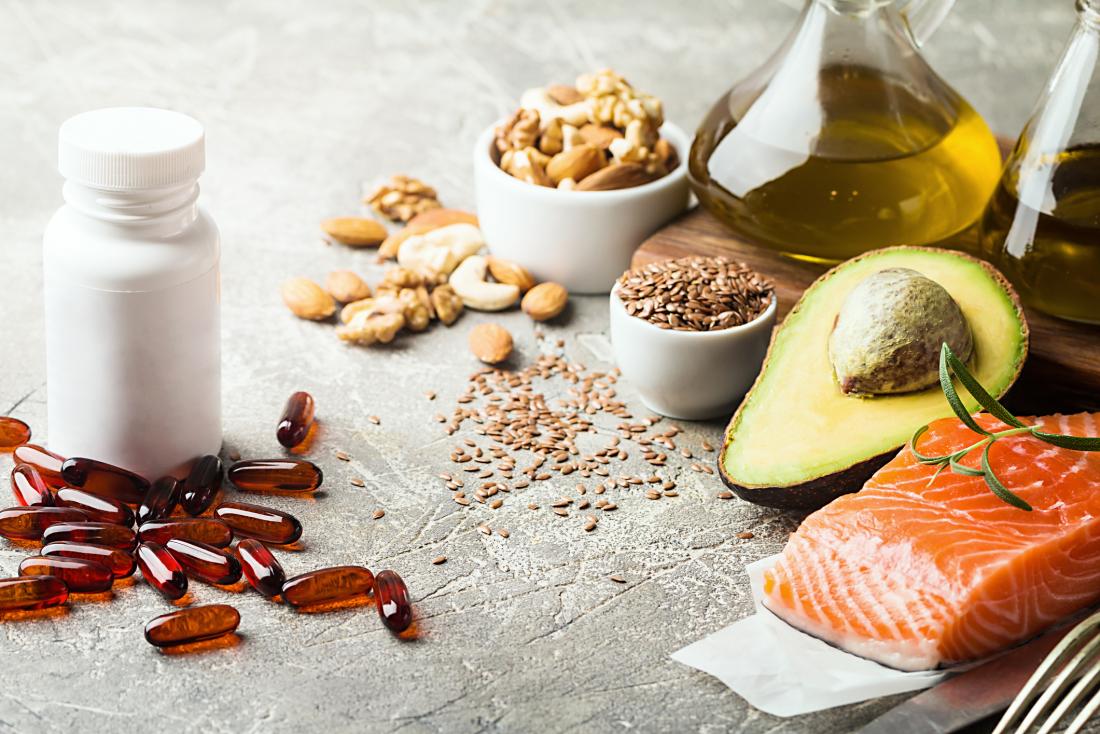 image-of-healthy-foods-vs-supplements